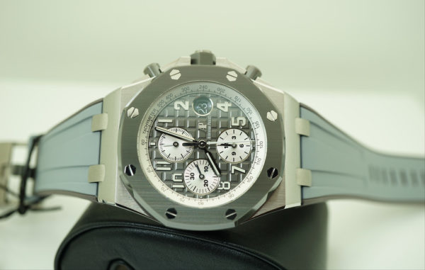 Audemars PIGUET ROYAL OAK OFFSHORE TITANIUM GREY CERAMIC 26470IO 42MM 2020 FULL SET