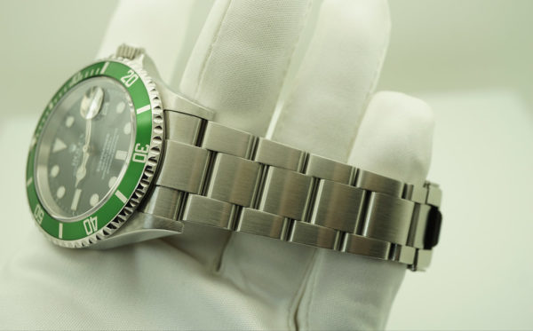 Rolex 16610LV SUBMARINER KERMIT GREEN BEZEL 50th ANNIVERSARY D SERIAL FULL SET