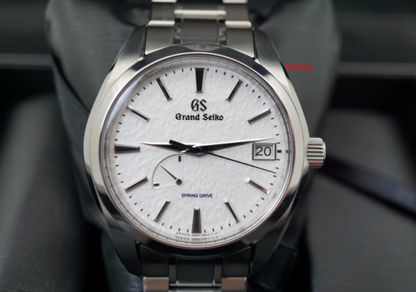 Grand Seiko SPRING DRIVE SNOWFLAKE DIAL TITANIUM SBGA211 2019 WARRANTY FULL SET