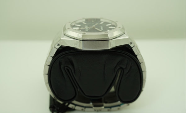 BRAND NEW Audemars PIGUET ROYAL OAK 15450 BLUE DIAL 37MM RANDOM SERIES 2019 FULL SET