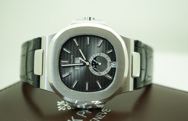 Patek PHILIPPE 5726A NAUTILUS ANNUAL CALENDAR GREY DIAL 2019 COMPLETE SET