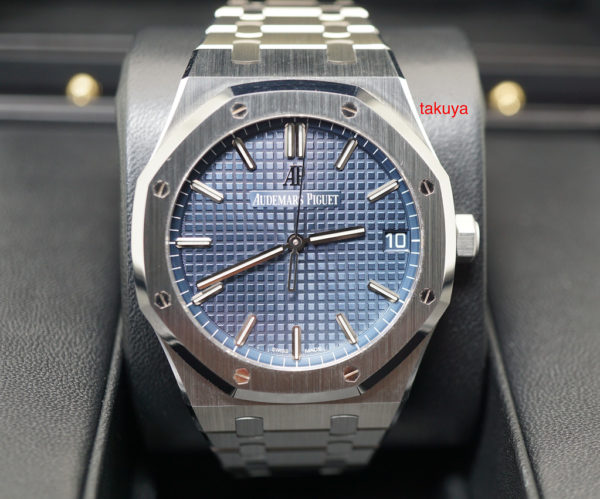 MINT Audemars PIGUET ROYAL OAK 15500ST BLUE DIAL 41MM 2019 WARRANTY FULL SET