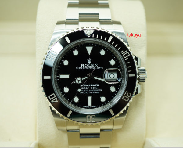 Rolex 116610LN SUBMARINER CERAMIC DATE RANDOM SERIAL 2018 WARRANTY FULL SET