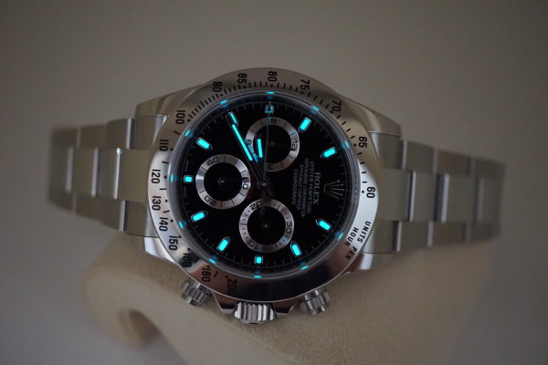 Rolex 116520 DAYTONA STAINLESS STEEL BLACK DIAL RANDOM SERIAL 2015 FULL SET