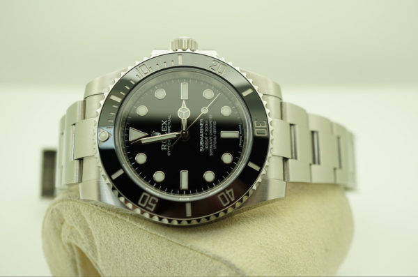 MINT Rolex 114060 SUBMARINER CERAMIC NO DATE 2020 WARRANTY COMPLETE SET