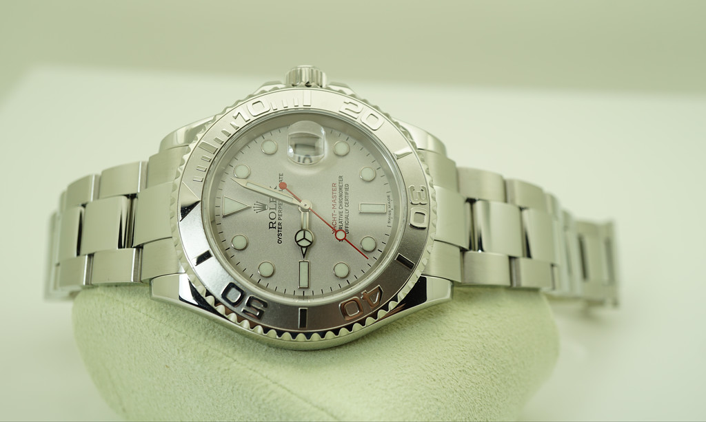 Rolex 16622 YACHTMASTER PLATINUM DIAL 40MM Z SERIAL BOX PAPERS