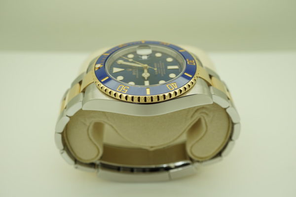 Rolex 116613LB SUBMARINER CERAMIC 18K YG STEEL SUNBURST BLUE DIAL 2018 WARRANTY FULL SET