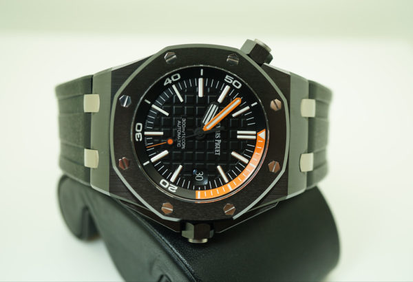 Audemars PIGUET ROYAL OAK OFFSHORE BLACK CERAMIC DIVER 15707CE COMPLETE SET