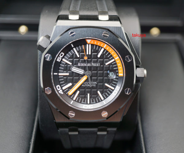 Audemars PIGUET ROYAL OAK OFFSHORE BLACK CERAMIC DIVER 15707CE COMPLETE SET