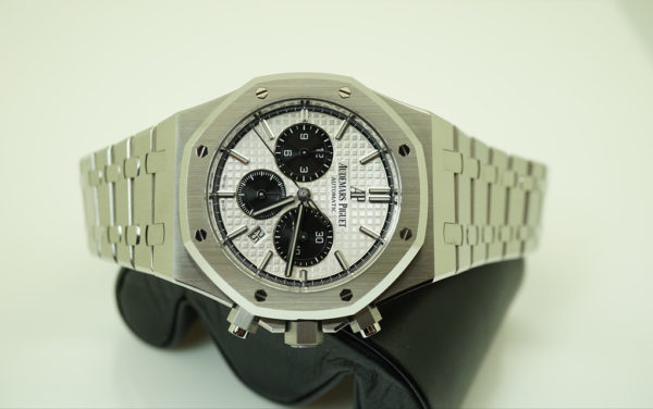 Audemars PIGUET ROYAL OAK CHRONOGRAPH WHITE PANDA DIAL 26331ST WARRANTY FULL SET