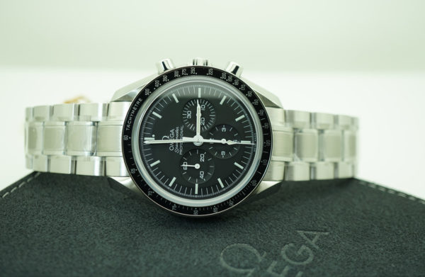 BNIB Omega SPEEDMASTER PROFESSIONAL MOONWATCH SAPPHIRE 311.30.42.30.01.006 2020 FULL SET
