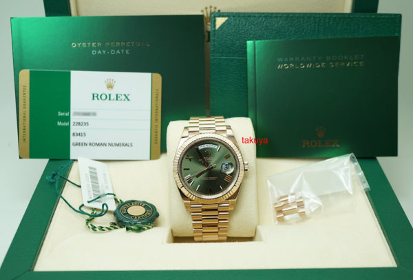 MINT Rolex 228235 ROSE GOLD DAY DATE 40 OLIVE GREEN DIAL 2018 WARRANTY FULL SET