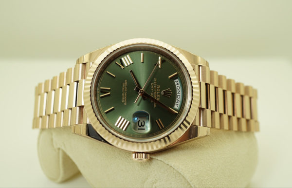 MINT Rolex 228235 ROSE GOLD DAY DATE 40 OLIVE GREEN DIAL 2018 WARRANTY FULL SET