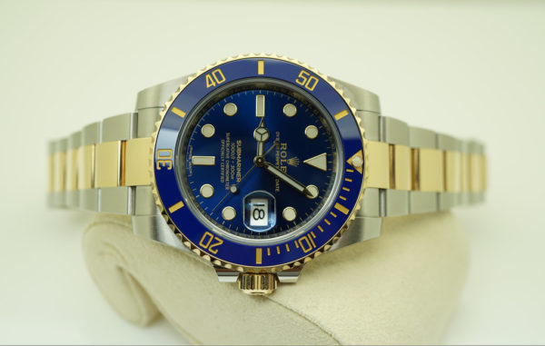 Rolex 116613LB SUBMARINER CERAMIC 18K YG STEEL SUNBURST BLUE DIAL 2019 WARRANTY FULL SET