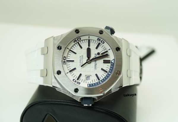 BRAND NEW Audemars PIGUET ROYAL OAK OFFSHORE DIVER WHITE BLUE DIAL 15710ST K SERIES FULL SET