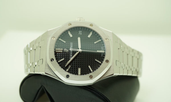 Audemars PIGUET ROYAL OAK 15500ST BLACK DIAL 2019 WARRANTY FULL SET