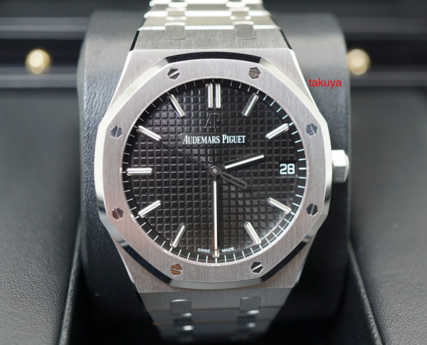 Audemars PIGUET ROYAL OAK 15500ST BLACK DIAL 2019 WARRANTY FULL SET