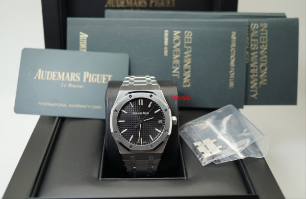 Audemars PIGUET ROYAL OAK 15500ST BLACK DIAL 2019 WARRANTY FULL SET