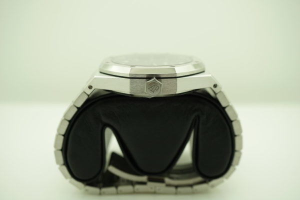 Audemars PIGUET ROYAL OAK 15500ST BLACK DIAL 2019 WARRANTY FULL SET
