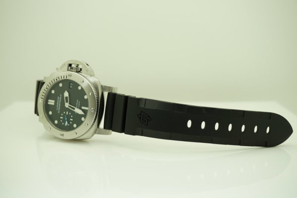 Panerai PAM 682 LUMINOR SUBMERSIBLE 1950 42MM 3 DAYS U SERIES 2018 FULL SET - Image 5