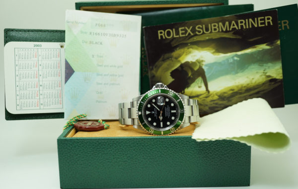 Rolex 16610LV KERMIT GREEN SUBMARINER FLAT 4 MARK 1 DIAL F SERIAL 2003 FULL SET - Image 2