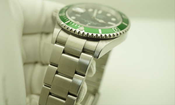 Rolex 16610LV KERMIT GREEN SUBMARINER FLAT 4 MARK 1 DIAL F SERIAL 2003 FULL SET - Image 8