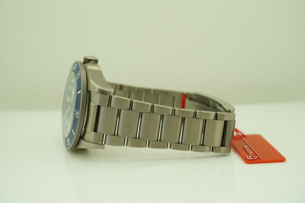 Tudor 25600TB PELAGOS BLUE TITANIUM IN-HOUSE MOVEMENT COMPLETE SET - Image 5