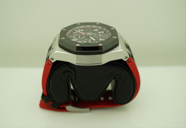 Audemars PIGUET ROYAL OAK OFFSHORE CERAMIC BEZEL DARK KNIGHT 26470SO 2019 - Image 4
