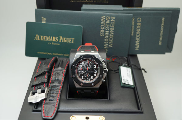 Audemars PIGUET ROYAL OAK OFFSHORE CERAMIC BEZEL DARK KNIGHT 26470SO 2019 - Image 2