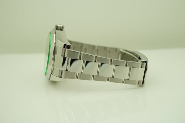 Rolex 116400GV MILGAUSS Z BLUE DIAL RANDOM SERIAL 2019 WARRANTY FULL SET - Image 5
