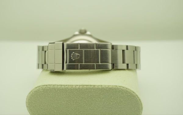 Rolex 16610LV SUBMARINER KERMIT GREEN BEZEL 50TH ANNIVERSARY D SERIAL FULL SET - Image 7