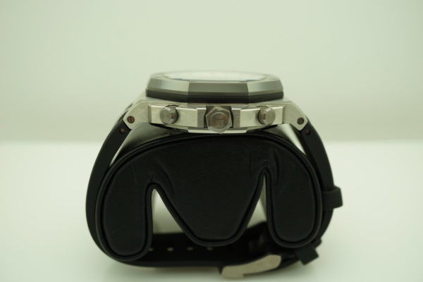 Audemars PIGUET ROYAL OAK OFFSHORE GHOST TITANIUM GREY CERAMIC 26470 EXTRA STRAP - Image 3