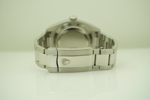 Rolex 116400 MILGAUSS BLACK DIAL V SERIAL BOXES WARANTY CARD - Image 7