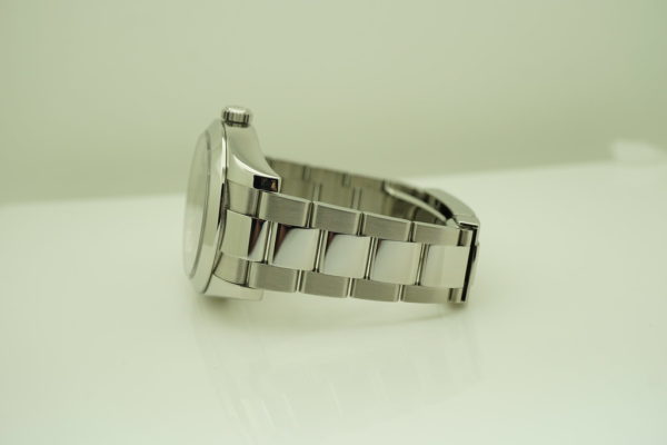 Rolex 116400 MILGAUSS BLACK DIAL V SERIAL BOXES WARANTY CARD - Image 5