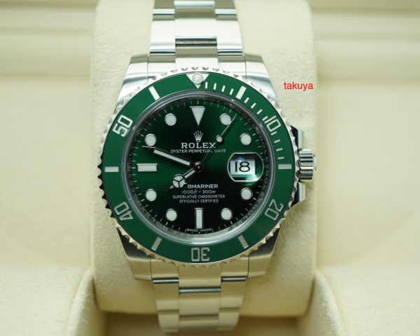 Rolex 116610LV SUBMARINER CERAMIC GREEN HULK RANDOM 2019 WARRANTY COMPLETE SET
