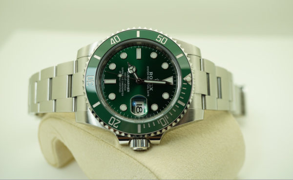 Rolex 116610LV SUBMARINER CERAMIC GREEN HULK RANDOM 2019 WARRANTY COMPLETE SET - Image 9