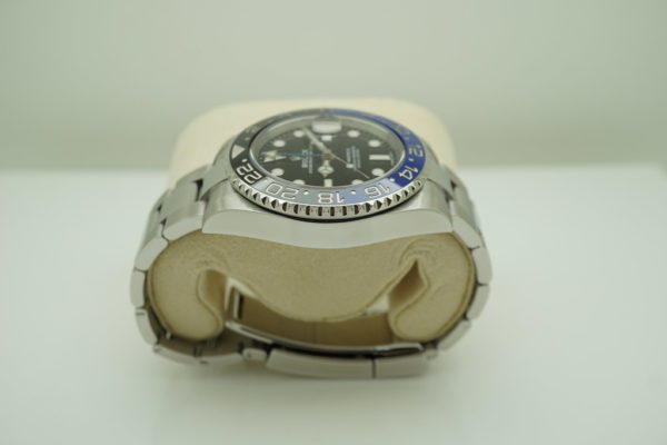 Rolex 116710BLNR GMT MASTER II BLACK BLUE BATMAN 2017 WARRANTY FULL SET - Image 4