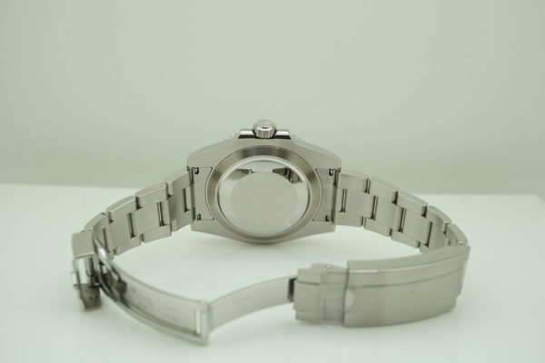 Rolex 116610LV SUBMARINER CERAMIC GREEN HULK RANDOM 2018 WARRANTY COMPLETE SET - Image 8