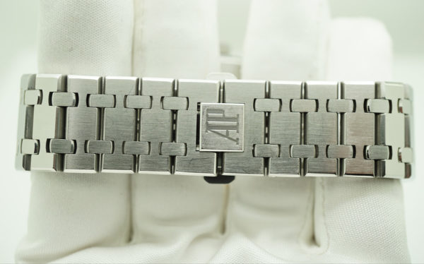 Audemars PIGUET ROYAL OAK 15300ST WHITE DIAL G SERIAL 39MM FULL SET - Image 7
