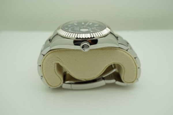 Rolex 326934 SKY-DWELLER STAINLESS STEEL BLUE DIAL 2019 WARRANTY FULL SET - Image 3