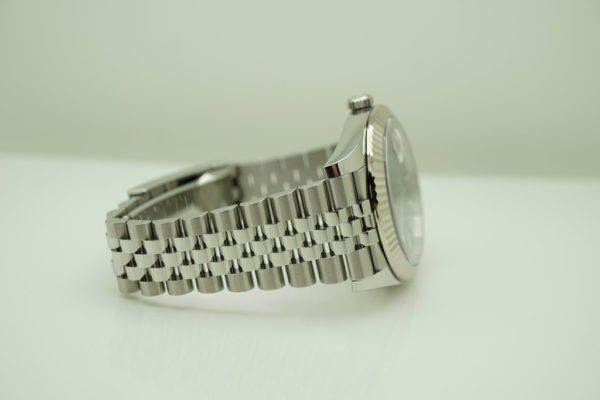 Rolex 126334 DATEJUST 41 FLUTED BEZEL BLUE STICK DIAL JUBILEE BAND 2019 FULL SET - Image 6