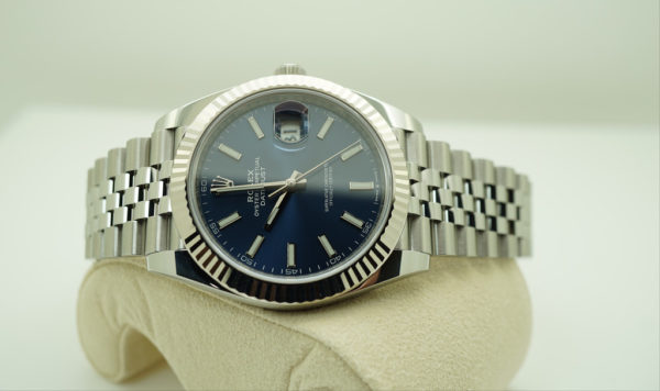 Rolex 126334 DATEJUST 41 FLUTED BEZEL BLUE STICK DIAL JUBILEE BAND 2019 FULL SET - Image 10