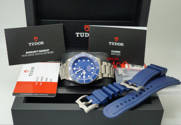Tudor 25600TB PELAGOS BLUE TITANIUM IN-HOUSE MOVEMENT 2019 WARRANTY FULL SET - Image 2