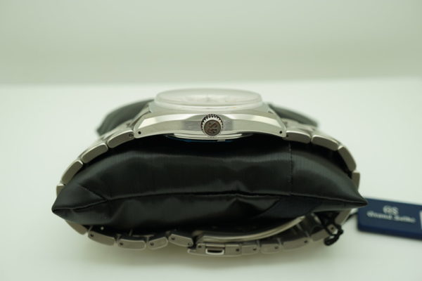 BRAND NEW Grand Seiko SBGA413 SPRING DRIVE TITANIUM FOUR SEASONS SPRING 2020 FULL SET - Image 3