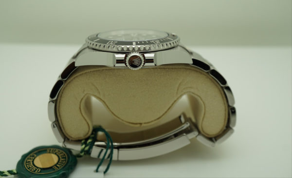 BRAND NEW Rolex 114060 SUBMARINER CERAMIC NO DATE RANDOM SERIAL 2020 COMPLETE SET - Image 3