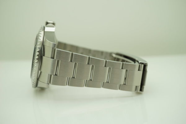 Rolex 126600 SEA-DWELLER 43 CYCLOP RED TEXT MK2 DIAL 2020 WARRANTY FULL SET - Image 5