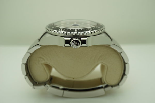 Rolex 126600 SEA-DWELLER 43 CYCLOP RED TEXT MK2 DIAL 2020 WARRANTY FULL SET - Image 3