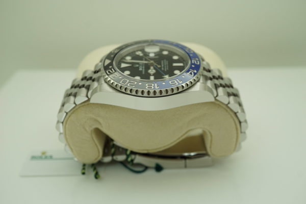 NEW Rolex 126710BLNR GMT MASTER II BLACK BLUE BEZEL JUBILEE BAND COMPLETE SET - Image 4