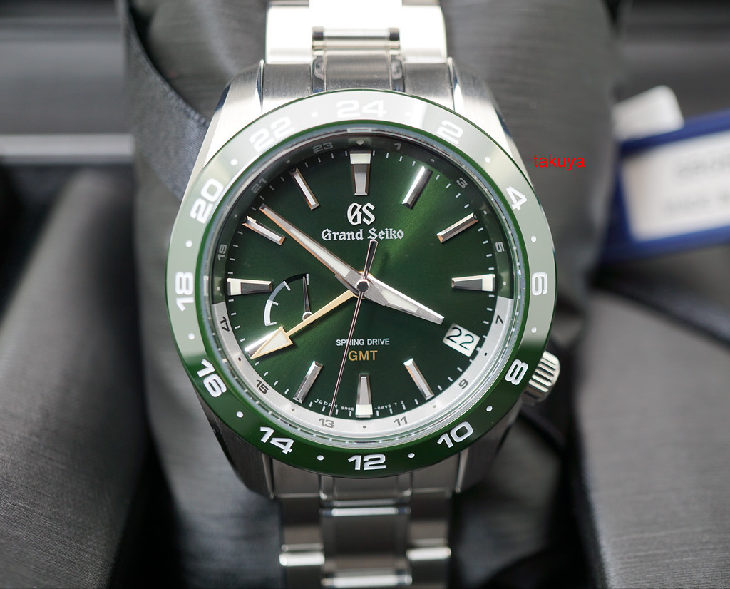 BRAND NEW Grand Seiko SPORT COLLECTION SPRING DRIVE GMT SBGE257 GREEN 2020  FULL SET - Takuya Watches