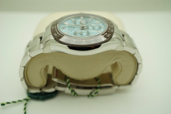 BRAND NEW Rolex 116506 PLATINUM DAYTONA ICE BLUE BAGUETTE DIAMONDS DIAL 2020 FULL SET - Image 4